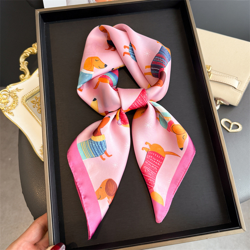 Foulard carré élégant en soie  - Dog Bandana Scarf avis et prix