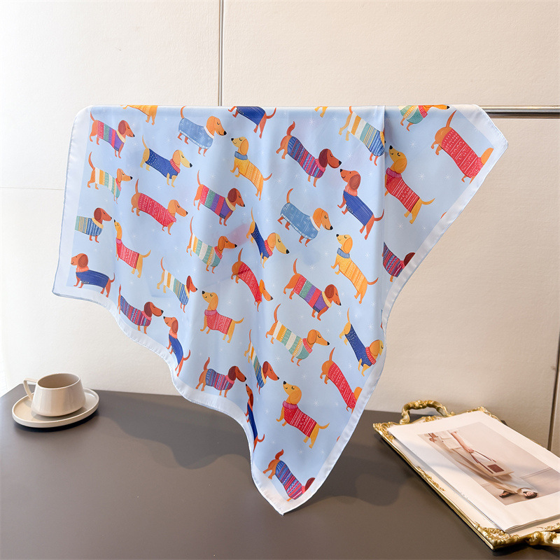 Foulard carré en coton imprimé - Dog Bandana Scarf avis et prix
